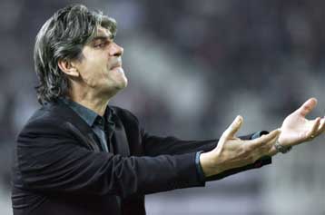 Τον ΠΑΟΚ φοβάται ο Κωστίκος και όχι την Στουτγκάρδη-Τονίζει το πάθος των παικτών του