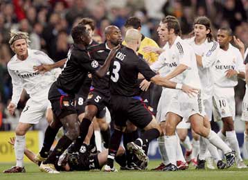 Μοιρασιά για Ρεάλ και Λιόν στο «Μπερναμπέου», πρώτοι στον όμιλο οι Γάλλοι