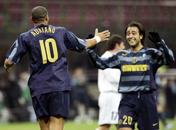 Στην Αρτμέντια ξέσπασε ο Αντριάνο, προβάδισμα πρόκρισης στους Ρέιντζερς