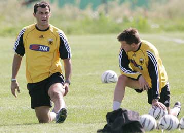 Για πρώτη φορά στην αποστολή της ΑΕΚ ο Δέλλας-Επιστρέφουν Ίβιτς, Βενγλίνσκι