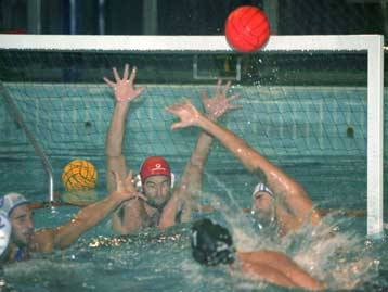 Ολυμπιακός, Πανιώνιος και Χίος συνεχίζουν αήττητοι, πετυχαίνοντας το «3Χ3»