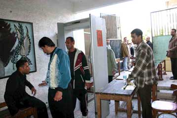 Αλλες 28 έδρες κέρδισαν οι Αδελφοί Μουσουλμάνοι στις εκλογές της Αιγύπτου