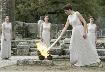Ξεκίνησε το ταξίδι της η Φλόγα προς το Τορίνο