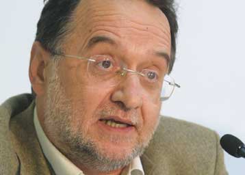 Η κατάργηση του φόρου διαφημίσεων «χαρίζει χρήματα στα κανάλια», δηλώνει ο ΣΥΝ