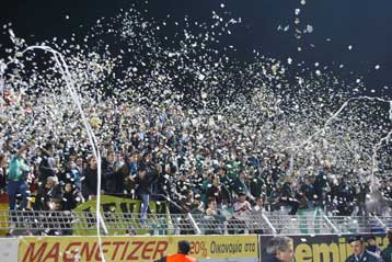 Ανοίγει ο δρόμος για την «ονομαστικοποίηση» των εισιτηρίων στα γήπεδα