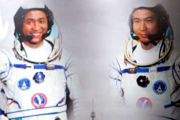 Κινέζος θα έχει πατήσει στο φεγγάρι έως το 2020