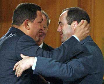 Η Ισπανία πουλάει όπλα στον Τσάβες προκαλώντας την μήνιν της Ουάσινγκτον