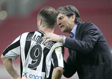 «Πάμε για να κερδίσουμε» δήλωσε ο Κωστίκος αναχωρώντας για Βουκουρέστι