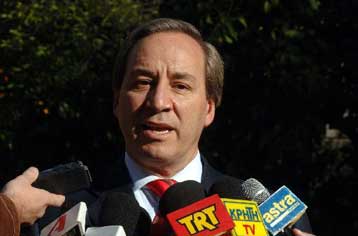 Τέλος στη «μονιμότητα» στις ΔΕΚΟ – Εγκρίθηκε το νομοσχέδιο