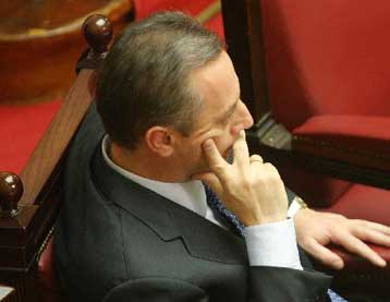 Στη Βουλή το νομοσχέδιο για τον ΦΠΑ στα ακίνητα