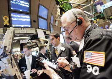 Απώλειες στη Γουόλ Στριτ, κέρδη στα ευρωπαϊκά χρηματιστήρια την Τρίτη