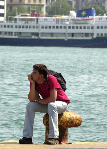 Τα Κύθηρα ποτέ δεν θα τα βρούμε, πάλι… άργησε το πλοίο της γραμμής