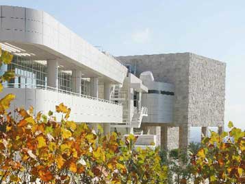 Τη δικαστική οδό ακολουθεί το ΥΠΠΟ για την επιστροφή αρχαιοτήτων από το Μουσείο Γκετί