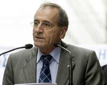 Ανατροπή του κοινωνικοασφαλιστικού συστήματος στον Τύπο καταγγέλλει η ΕΣΗΕΑ