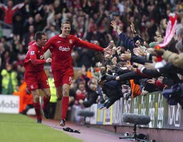 Ασταμάτητη η Λίβερπουλ για έκτη συνεχόμενη αγωνιστική-Σκόραρε ο Γιαννακόπουλος