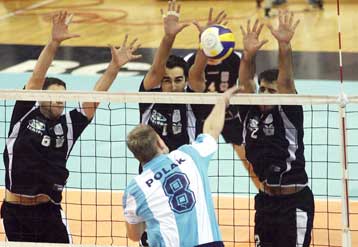 Ο ΠΑΟΚ 3-1 σετ τον Πανελλήνιο και ισοβαθμεί με την ΕΑΠ στην 5η θέση