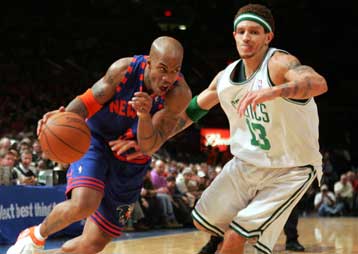 Πρώτη εκτός έδρας νίκη για τους Σέλτικς με πρωταγωνιστή τον Πιρς