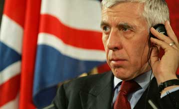 Απαράδεκτη χαρακτήρισε τη βρετανική πρόταση για τον προϋπολογισμό ο Μπαρόζο