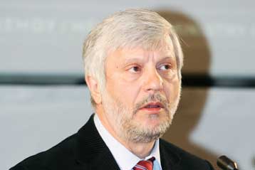 Τελετή παράδοσης εκμαγείου τμήματος της Ζωφόρου του Παρθενώνα στο μετρό του Σαντιάγο