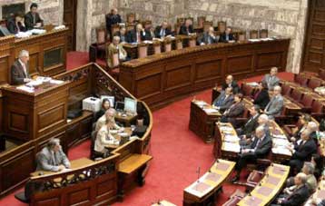 Αρχίζει στη Βουλή η συζήτηση του νομοσχεδίου για τις ΔΕΚΟ
