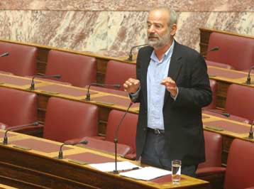 Στη Βουλή από τον Αλ.Αλαβάνο η νομική αναγνώριση της συμβίωσης ομοφυλόφιλων ζευγαριών