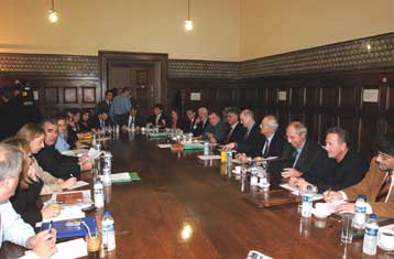 Το ΠΑΣΟΚ θα καταψηφίσει το νομοσχέδιο για το 42% στις δημοτικές εκλογές