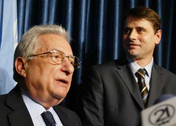 Τη σταθερότητα της περιοχής πρέπει να προάγει η λύση για το Κόσοβο λέει ο Π.Μολυβιάτης