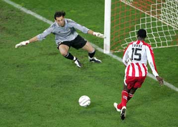 Κάτι περισσότερο άξιζε ο Ολυμπιακός συμφώνησαν Σόλιντ, Μαυρογενίδης, Ριβάλντο