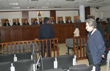 Νέα στοιχεία στη δίκη της 17Ν και δηλώσεις για ασύλληπτα μέλη