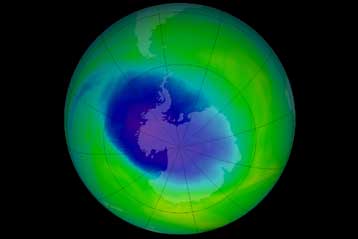 Η τρύπα του όζοντος στην Ανταρκτική δεν θα επουλωθεί πριν το 2065