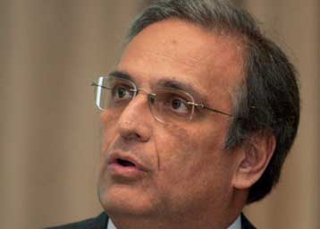 Επιβολή προστίμων στις τρεις ασφαλιστικές εταιρείες από τον Γ.Παπαθανασίου