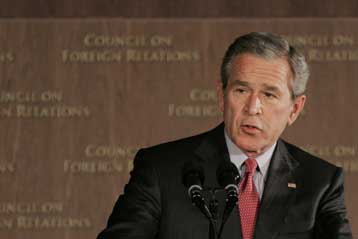 Έγιναν πολλά λάθη στο Ιράκ, παραδέχεται ο Τζορτζ Μπους