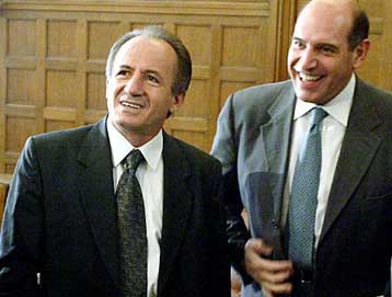 Στις 20 Δεκεμβρίου αρχίζουν οι διαπραγματεύσεις για τις αυξήσεις μισθών του 2006