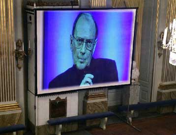 Δριμύ «κατηγορώ» του Χάρολντ Πίντερ κατά Μπους και Μπλερ