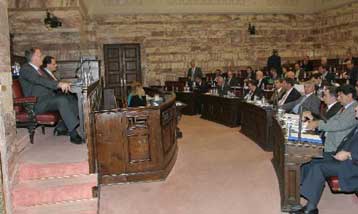 Κόντρα στη Βουλή για το νομοσχέδιο των ΔΕΚΟ