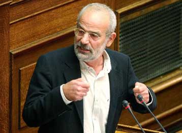 «Ναι» στην αποτέφρωση νεκρών λένε δέκα βουλευτές από ΝΔ, ΠΑΣΟΚ και ΣΥΝ