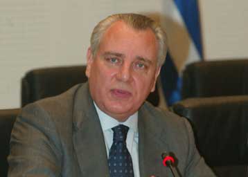 Ερώτημα Παπαληγούρα στο ΣτΕ για οριστική απόλυση εφέτη Διοικητικών Δικαστηρίων