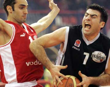 Ντέρμπι από τα παλιά για ΠΑΟΚ-Ολυμπιακό στην 8η αγωνιστική