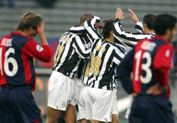 «Μοναχική» πορεία προς τον τίτλο η Γιουβέντους, η Ίντερ έριξε την Μίλαν στην 4η θέση