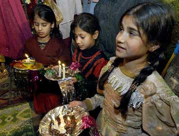 Σε τραγωδία με 40 νεκρούς μετετράπη γάμος στο ανατολικό Πακιστάν