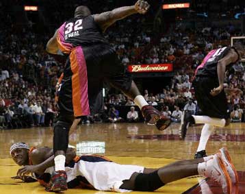 Νίκη για τους Μαϊάμι Χιτ κόντρα στους Ουάσινγκτον Ουίζαρντς