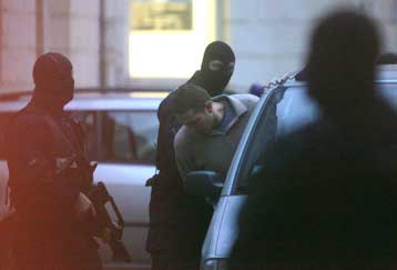 Συλλήψεις ισλαμιστών στη Γαλλία στο πλαίσιο αντιτρομοκρατικής έρευνας