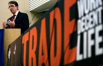 Κρίσιμη εξαήμερη Σύνοδος του ΠΟΕ στο Χονγκ Κονγκ για την απελευθέρωση του εμπορίου