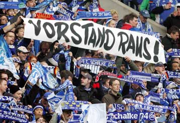 Ο Ράνγκνικ δεν άντεξε την κόντρα με τη διοίκηση, παραιτήθηκε από τον πάγκο της Σάλκε