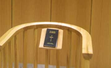 Ποινή κάθειρξης 17 ετών σε αρχιμανδρίτη για αποπλάνηση ανηλίκων