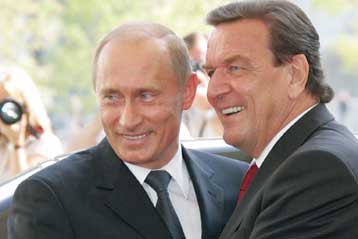 Ενοχλημένος ο Σρέντερ από τις επικρίσεις για τη νέα του δουλειά