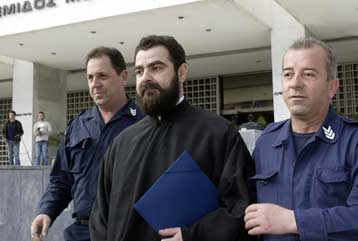 Κλήση του Ιάκωβου Γιοσάκη σε απολογία για το παραδικαστικό κύκλωμα