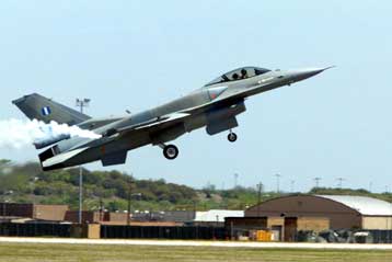 Αντιδρά η αντιπολίτευση στην αγορά των 30 F-16 από τις ΗΠΑ