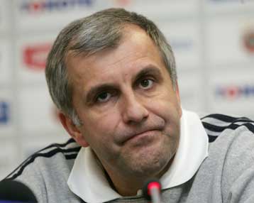 Τη συμπαράστασή του στον ποδοσφαιρικό Παναθηναϊκό εξέφρασε ο Ομπράντοβιτς