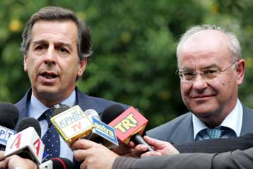 Αυστηρότερα όρια στις εκπομπές των κεραιών κινητής τηλεφωνίας